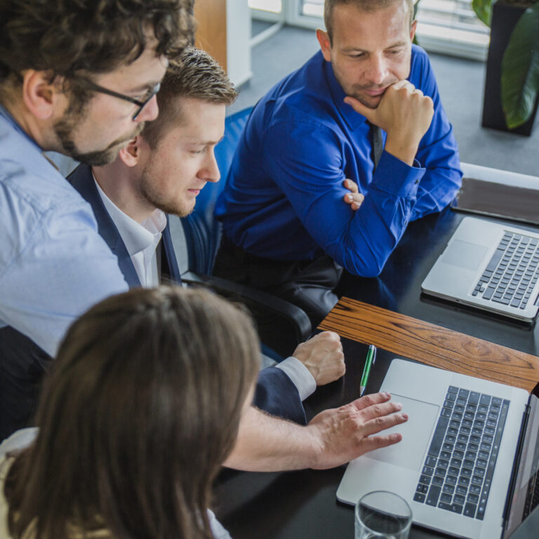 equipo-en-proceso-de-creacion